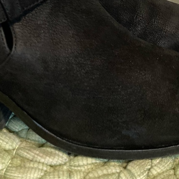Eileen Fisher Ives Tumbled Black Nubuck chunky Heel Bootie - Picture 11 of 11